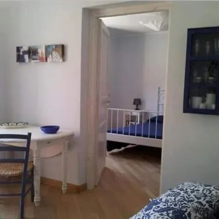 Hotel Casette Al Vicolo 2*